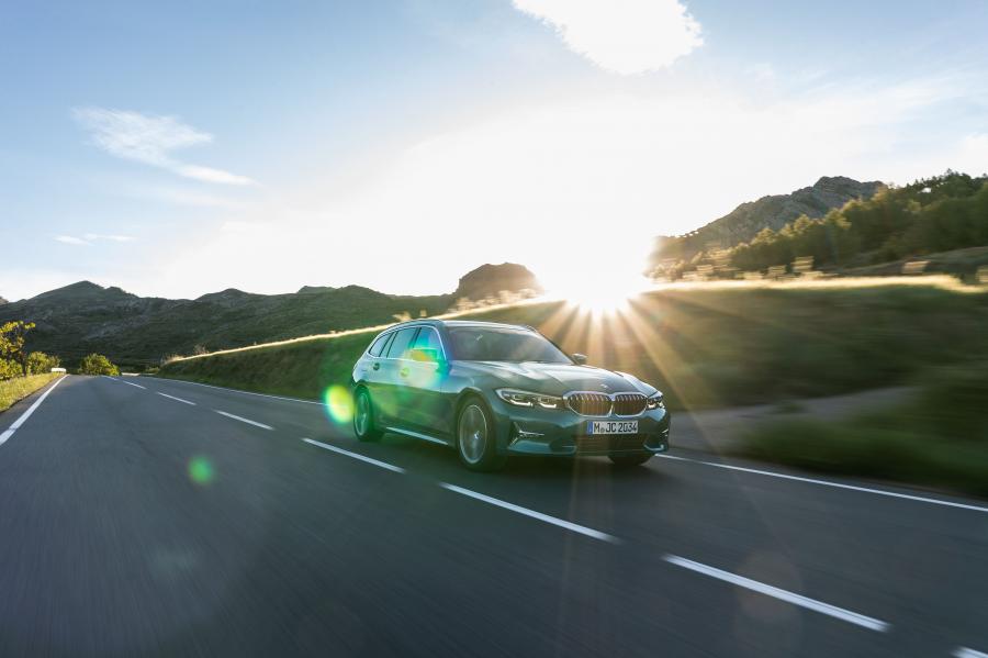  BMW 330d xDrive Touring Luxury Line (G21) 2019 года  (WW) (фото 10 из 45)